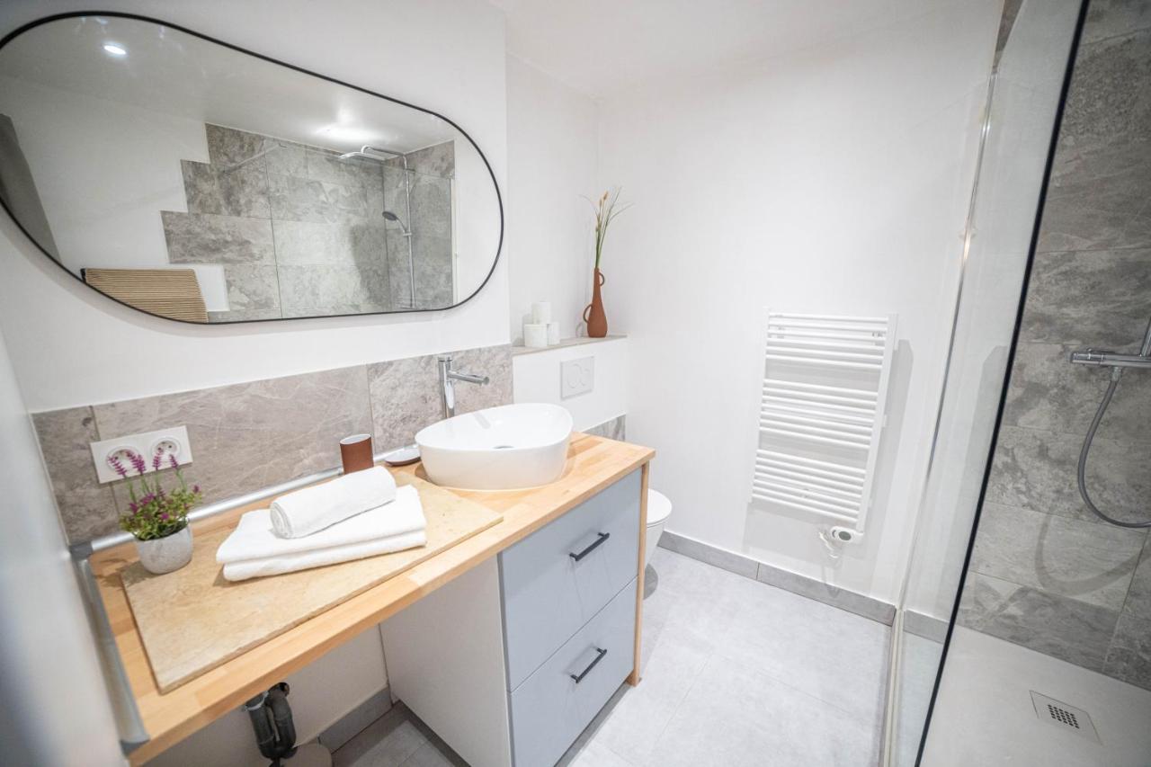 New Le Cocon-clim-videoprojecteur-parking-wifi-top Pros Conciergerie Apartment Montpellier